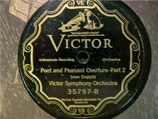 small_victor 35797 b.webp